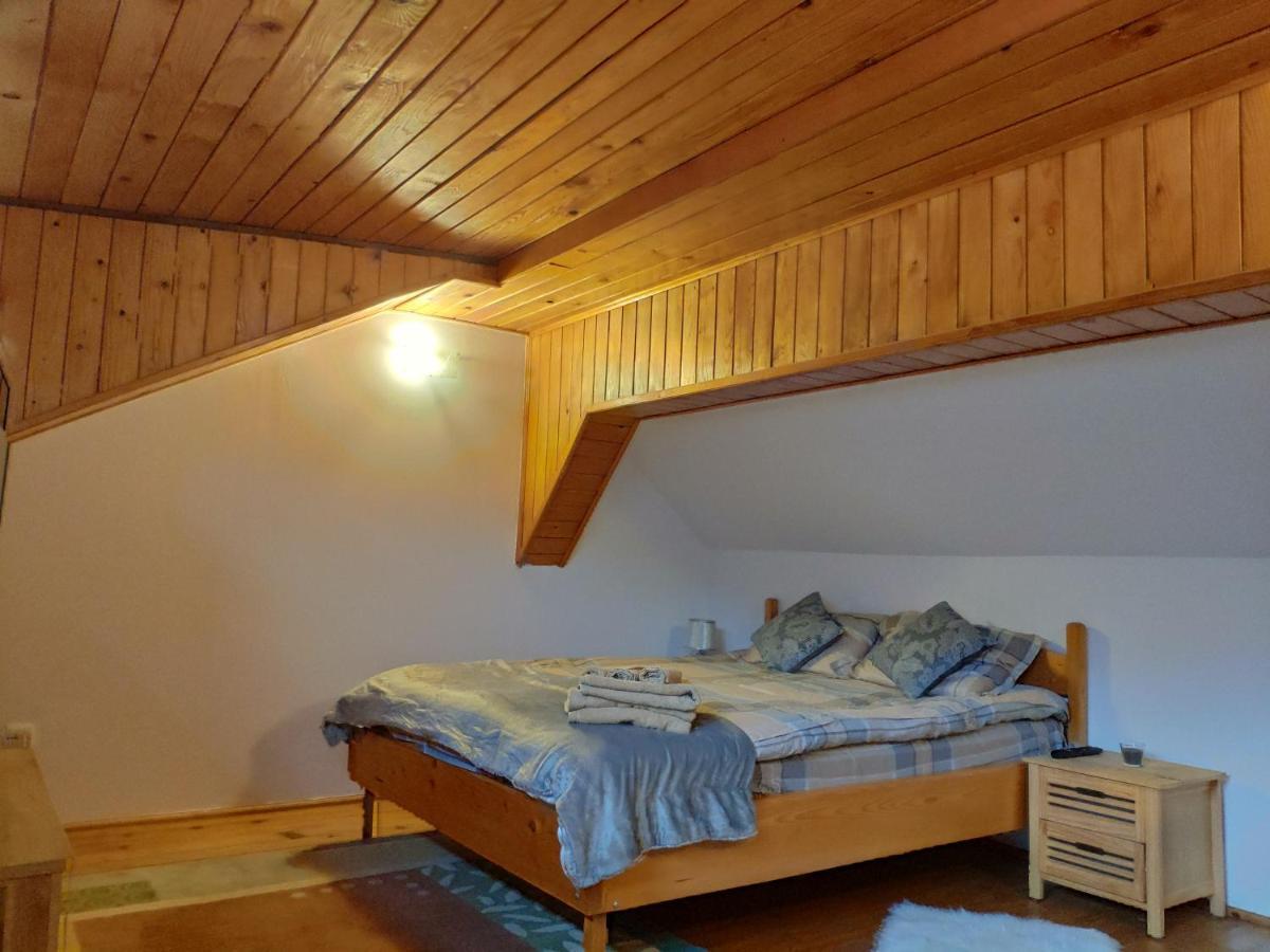 Appartement Cozy Loft At Teleferic à Sinaia Extérieur photo
